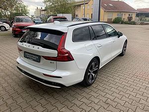 Volvo  Plus Dark